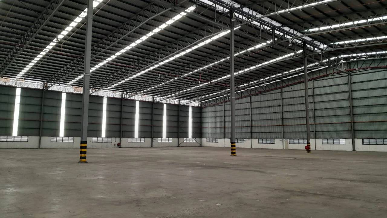 Detached warehouse for rent, Port Klang
